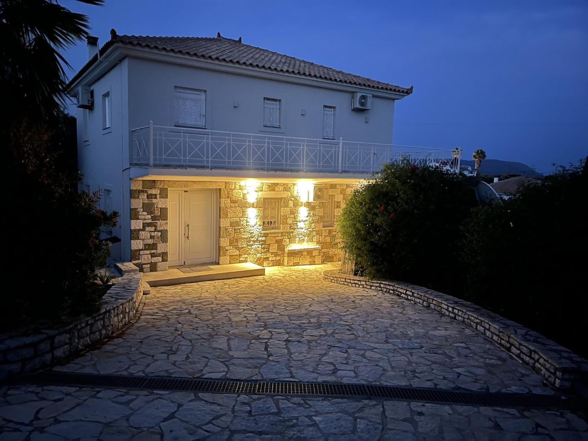 Luxurious Villa In Peloponnese With Swimming Pool Kamária Zewnętrze zdjęcie